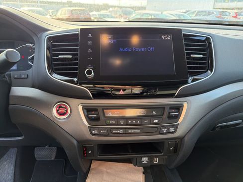 Used 2023 Honda Ridgeline RTL-E image 17