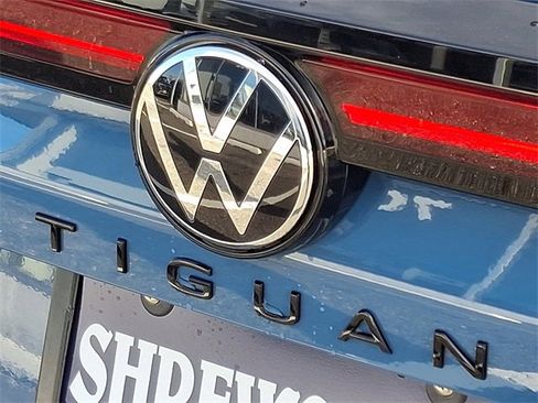 New 2026 Volkswagen Tiguan SE R-Line image 12