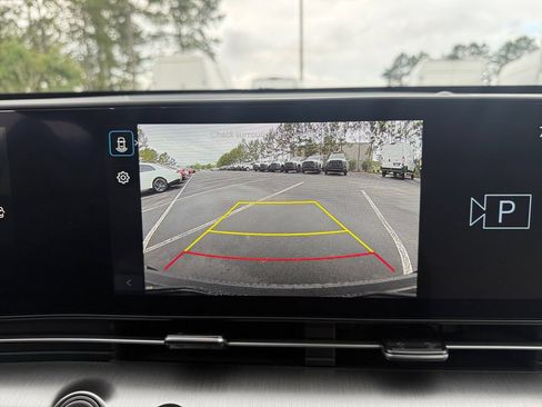 Used 2025 Hyundai Kona SEL AWD/4WD image 21