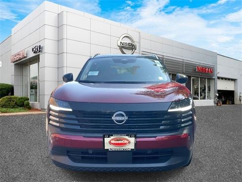 New 2025 Nissan Kicks SV w/ SV Premium Package image 2