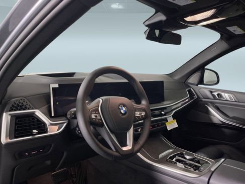 Used 2026 BMW X5 sDrive40i w/ Climate Comfort Package RWD image 4