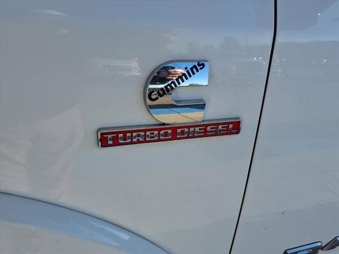 Used 2021 RAM 3500 Laramie image 7