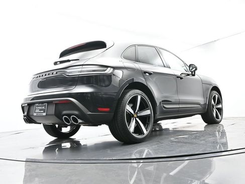Certified 2025 Porsche Macan image 50