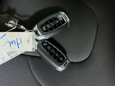 Certified 2023 Hyundai Elantra SEL FWD image 31
