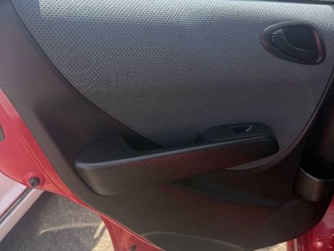 Used 2007 Honda Fit Sport image 10