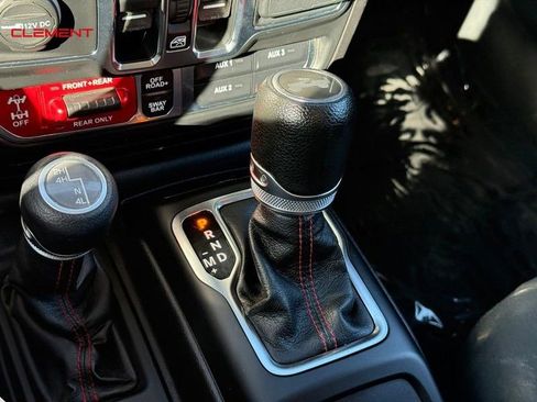 Used 2021 Jeep Wrangler Unlimited Rubicon AWD/4WD image 22