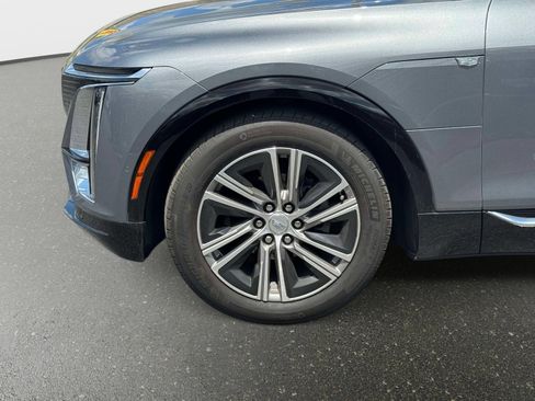 Certified 2023 Cadillac Lyriq 2WD image 31