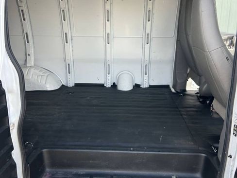 Used 2021 Chevrolet Express 2500 w/ Driver Convenience Package RWD image 21