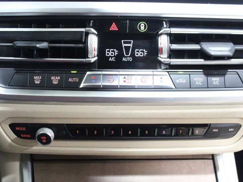 Used 2020 BMW 330i 330i w/ Driving Assistance Package image 17