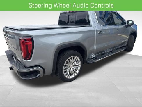 Used 2025 GMC Sierra 1500 Denali w/ Technology Package AWD/4WD image 12
