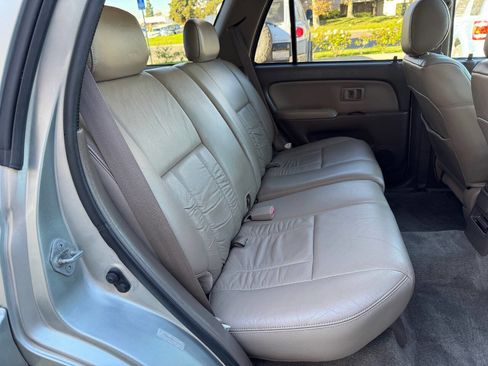 Used 2000 Toyota 4Runner Limited image 14