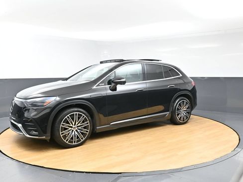Used 2023 Mercedes-Benz EQE 350+ SUV w/ Pinnacle Trim Package image 4