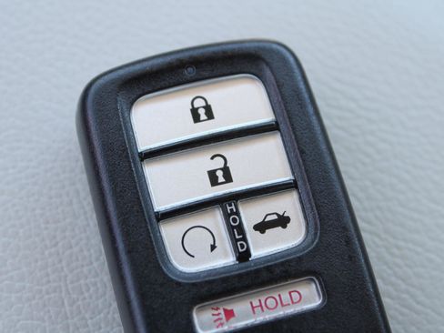 Certified 2022 Honda Insight Touring image 15