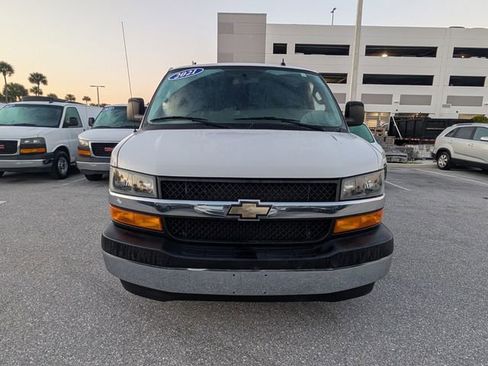 Used 2021 Chevrolet Express 2500 w/ Driver Convenience Package RWD image 2