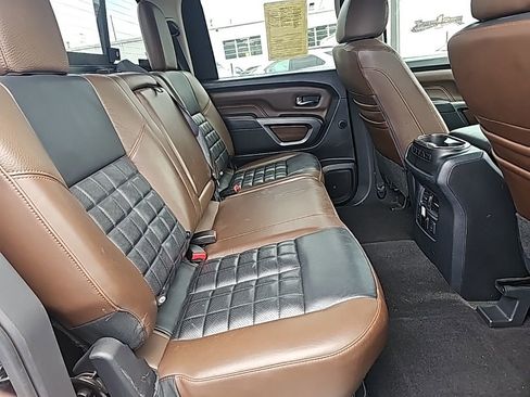 Used 2018 Nissan Titan Platinum Reserve w/ Platinum Utility Package AWD/4WD image 30
