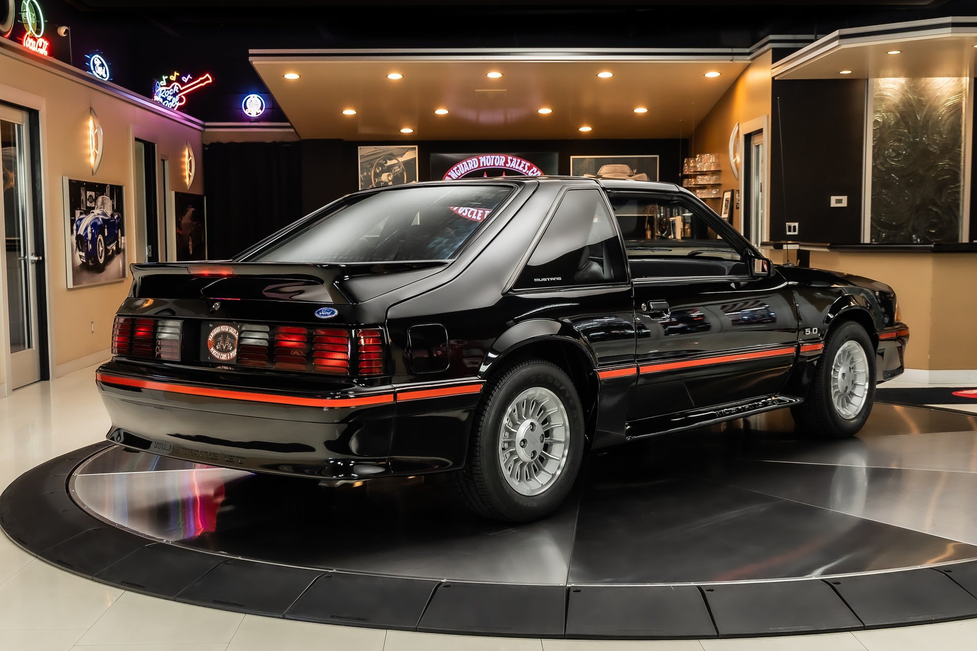 Used 1987 Ford Mustang GT RWD image 14