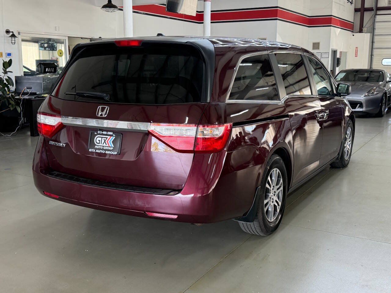 Used 2011 Honda Odyssey EX-L image 2