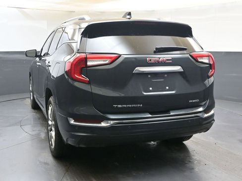 Used 2022 GMC Terrain Denali image 4