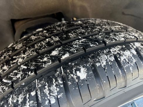 Used 2018 Cadillac Escalade ESV Platinum image 28