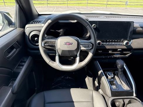 New 2026 Chevrolet Colorado Trail Boss AWD/4WD image 13