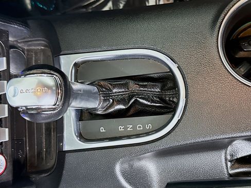 Used 2018 Ford Mustang Premium image 20