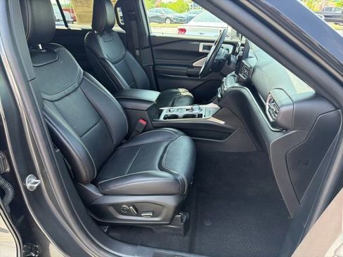 Used 2020 Ford Explorer ST w/ Premium Technology Package AWD/4WD image 18