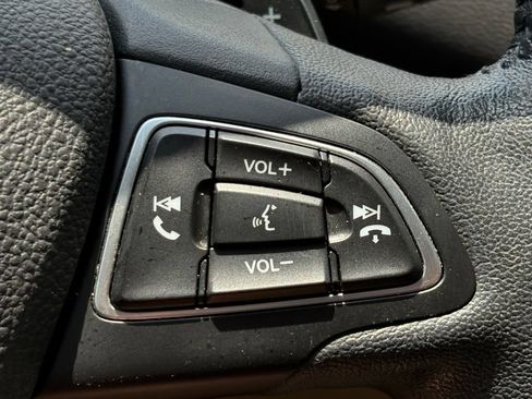 Used 2017 Ford Escape Titanium FWD image 20