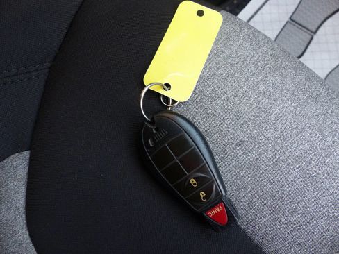 Used 2014 Jeep Cherokee Latitude image 38