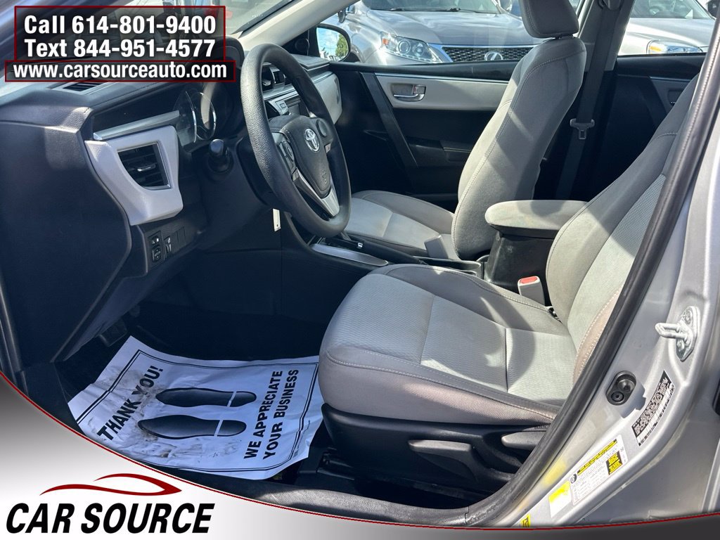 Used 2016 Toyota Corolla LE FWD image 9