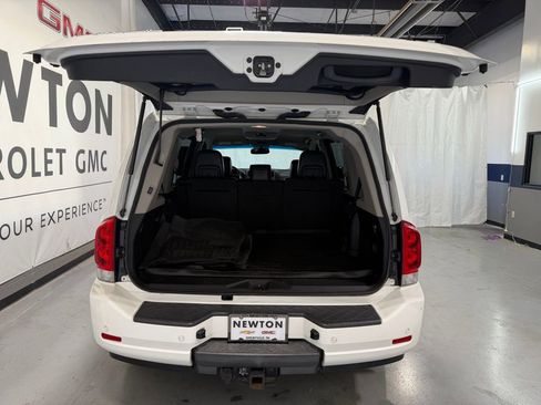 Used 2015 Nissan Armada SL RWD image 36