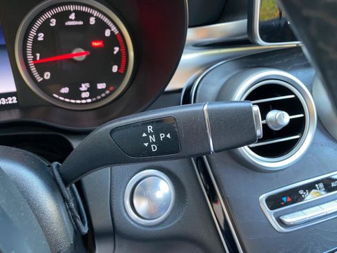 Used 2016 Mercedes-Benz GLC 300 w/ Premium Package image 60