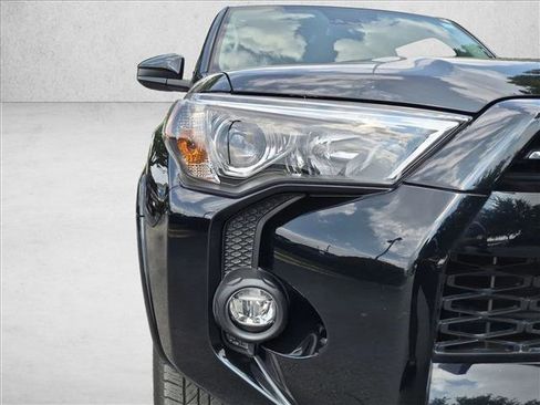 Used 2022 Toyota 4Runner SR5 RWD image 14