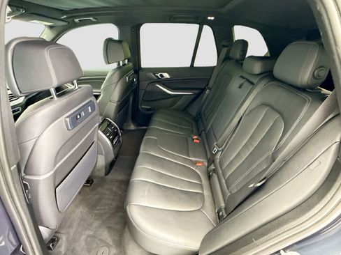 Certified 2022 BMW X5 xDrive40i w/ M Sport Package AWD/4WD image 20