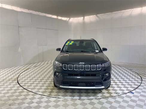 Used 2022 Jeep Compass Limited image 21