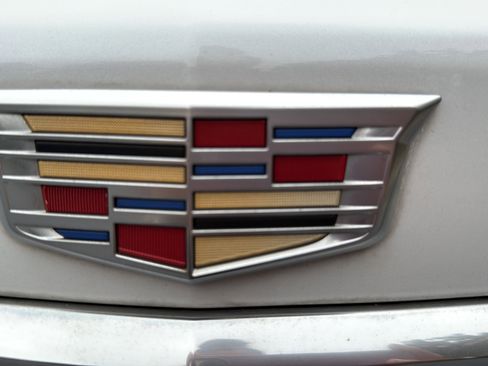 Used 2018 Cadillac XT5 Luxury w/ LPO, Wheel Lock Package image 42