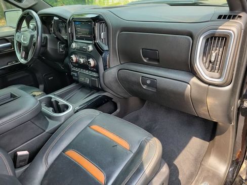 Used 2021 GMC Sierra 1500 AT4 w/ AT4 Premium Package AWD/4WD image 11