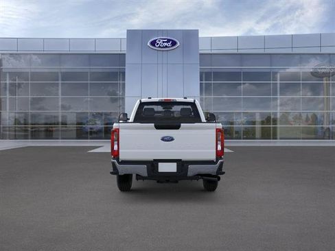 New 2026 Ford F250 XL w/ XL Chrome Package AWD/4WD image 7