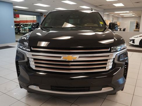 Used 2022 Chevrolet Tahoe High Country AWD/4WD image 18