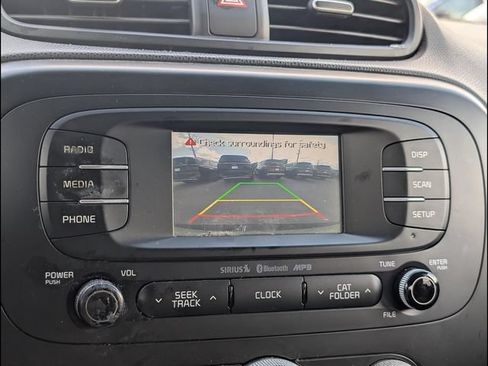 Used 2016 Kia Soul + FWD image 15