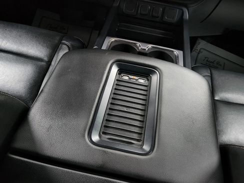 Used 2018 GMC Sierra 1500 SLT image 34