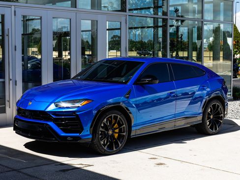 Used 2022 Lamborghini Urus image 39