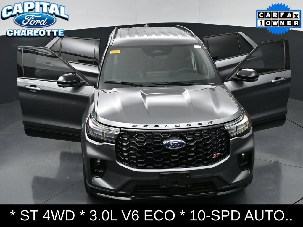 Used 2025 Ford Explorer ST AWD/4WD image 36