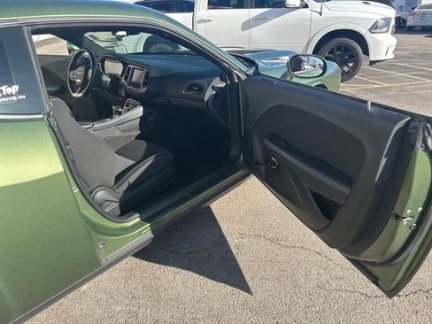 Used 2021 Dodge Challenger SRT Hellcat image 20