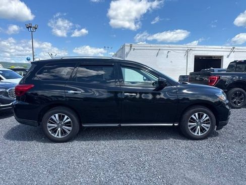 Used 2018 Nissan Pathfinder SL AWD/4WD image 5
