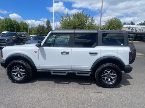 Used 2023 Ford Bronco Badlands AWD/4WD image 5