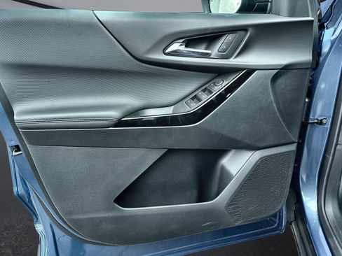New 2026 Chevrolet Equinox LT FWD image 21