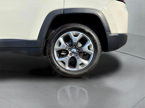 Used 2021 Jeep Compass Limited image 11