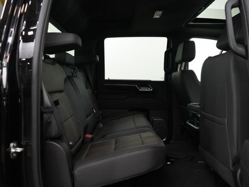 Used 2024 Chevrolet Silverado 3500 High Country w/ High Country Premium Package image 12