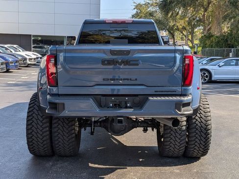 Used 2024 GMC Sierra 3500 Denali Ultimate image 10