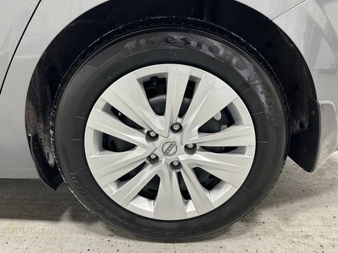 Used 2025 Nissan Sentra S image 56